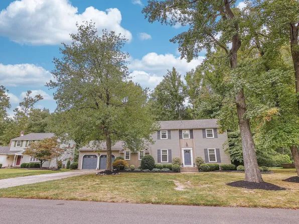 101 Pine Valley Dr, Medford, NJ 08055