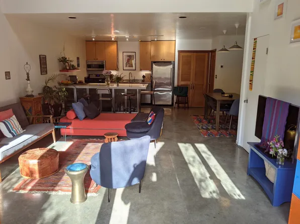 373 40th St APT 3, Oakland, CA 94609