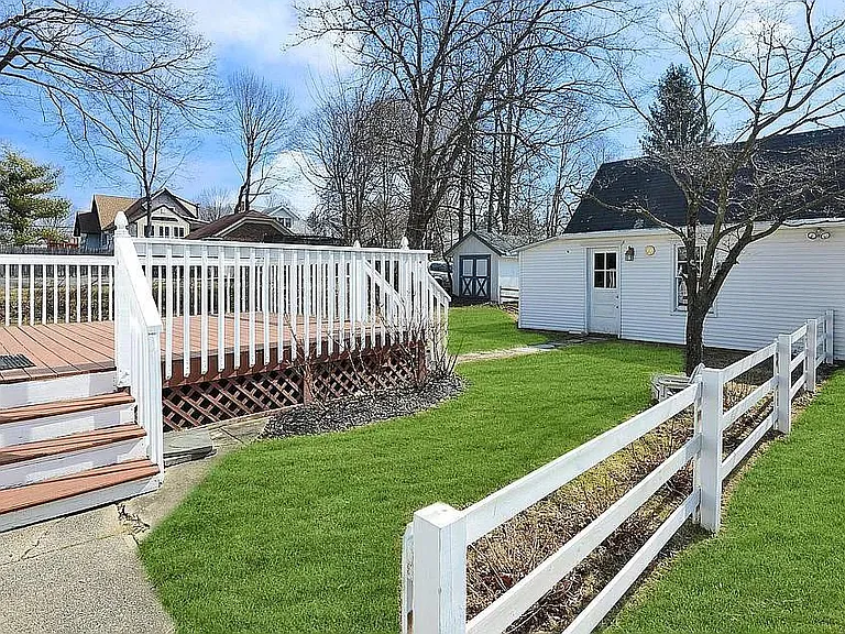 18 Reservoir Ave — Photo 12