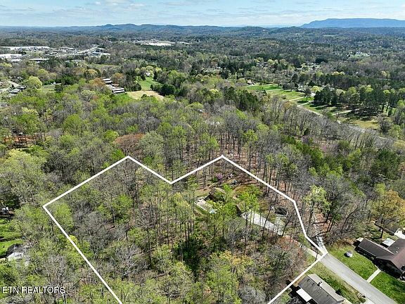 2nd image of 602 Ala Dr