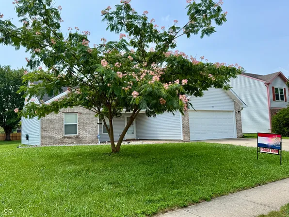 1067 Taurus Ln, Franklin, IN 46131