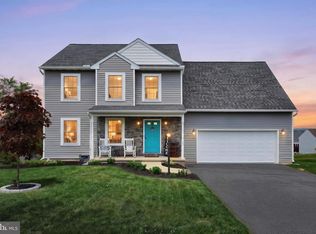 35 Ryan Ln, Mount Wolf, PA 17347