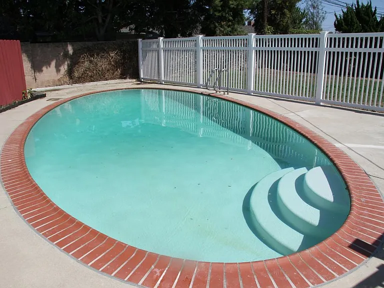Large gated pool