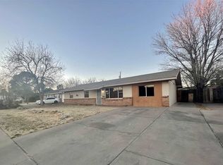 11 Del Norte Dr, Roswell, NM 88201
