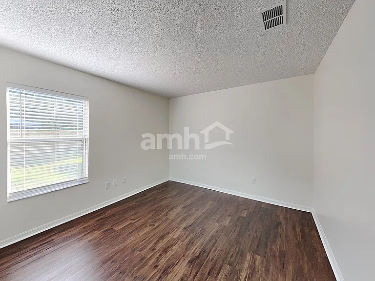 2273 Heathwood Cir — Photo 14