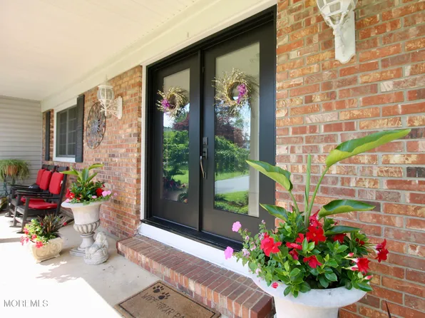 41 Hidden Stream Road, Freehold, NJ 07728