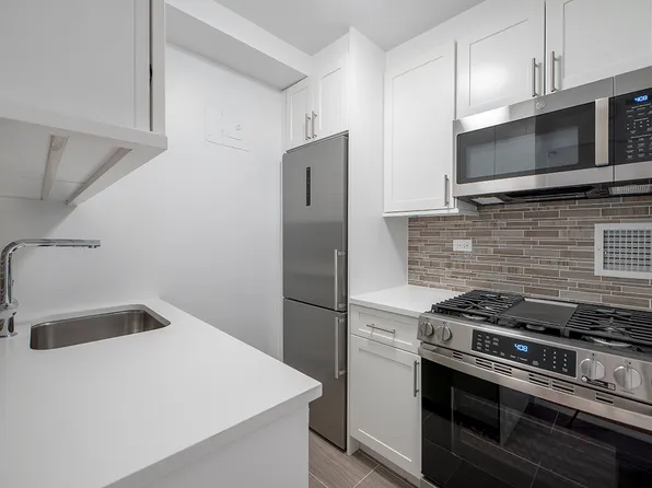 240 East 76th Street image 1 of 7