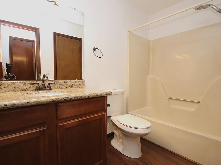 1455 Acorn Ln #F — Photo 10