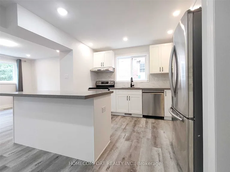 6A Beamsville Dr #GROUND LEVEL AND BA — Photo 3
