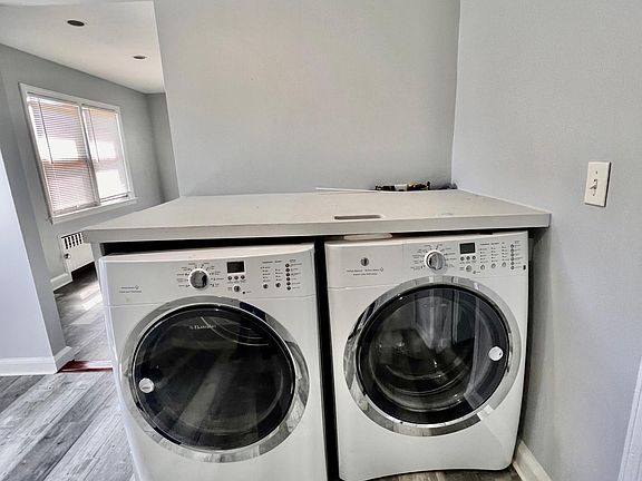 2nd image of 128 Fulton St APT 3