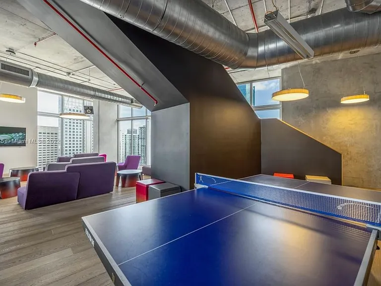 151 SE 1st St #Penthouse 02 — Photo 32