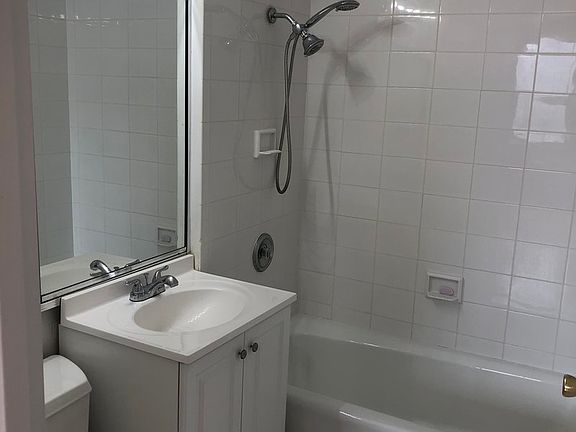 5th image of 520 W 112th St APT 10B