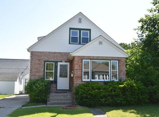 519 S Indiana Ave, West Bend, WI 53095