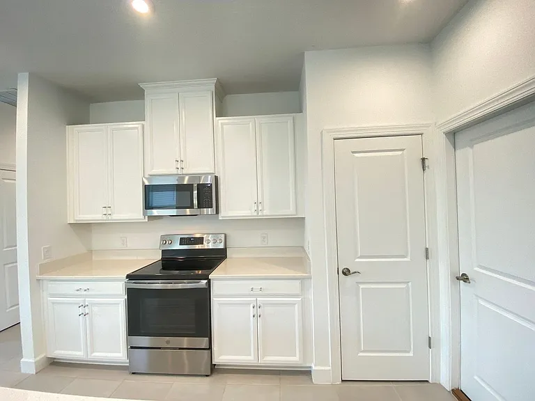 2182 Palm Tree Dr — Photo 10
