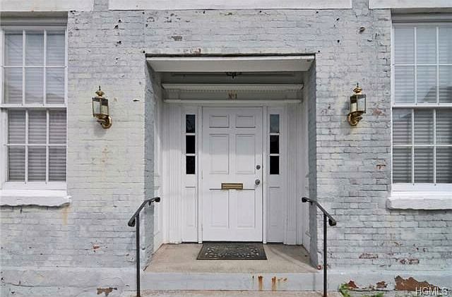 2nd image of 1 Piermont Ave