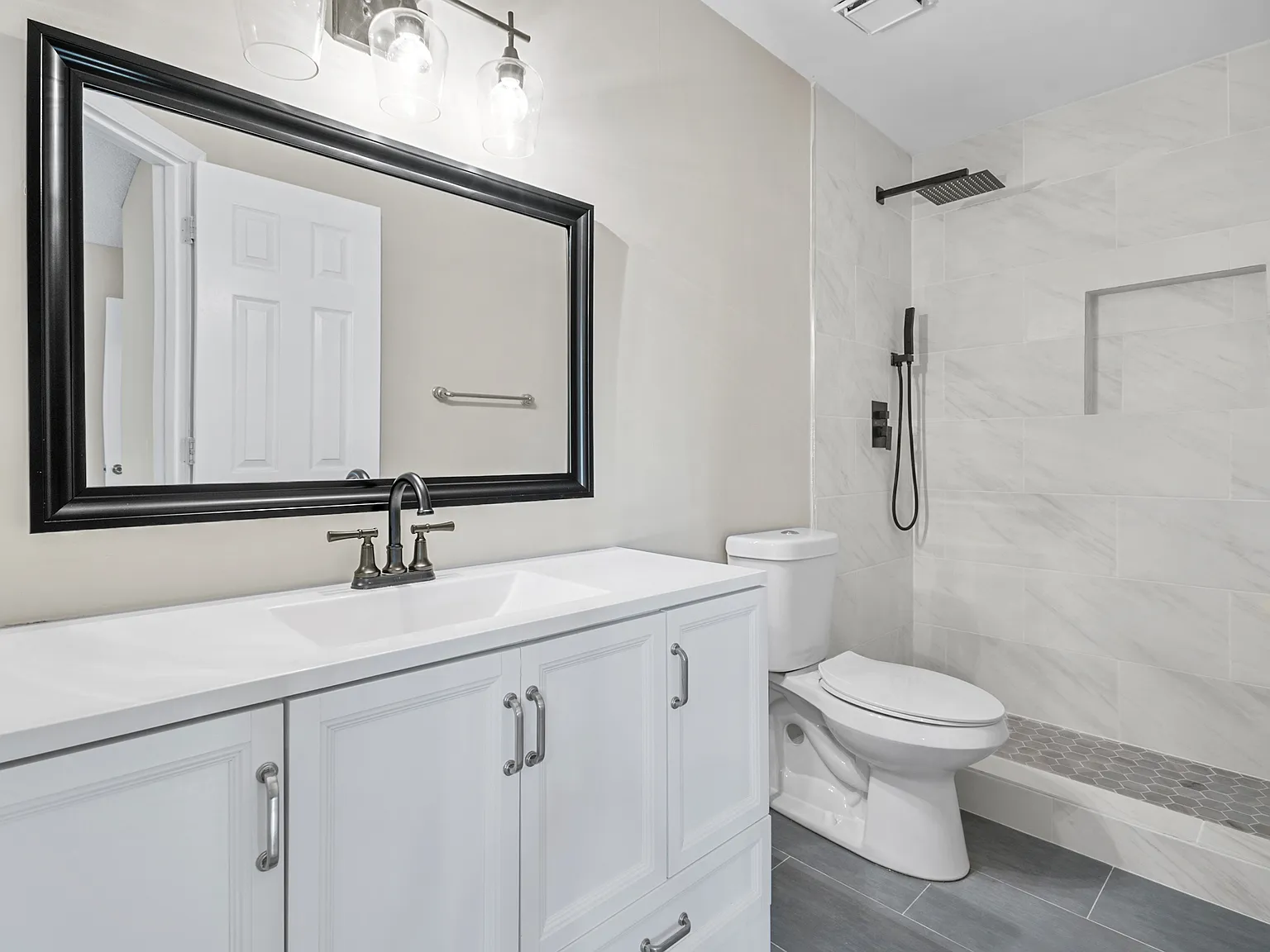 5130 Cypress Pointe St — Photo 4