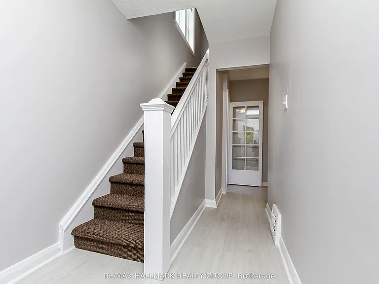 448 Pleasant Park Rd — Photo 3
