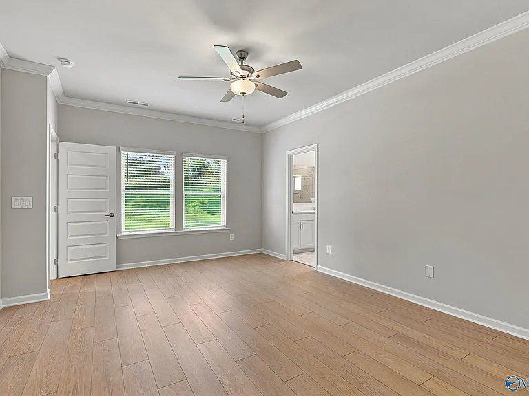 7211 Holly Creek Dr — Photo 19