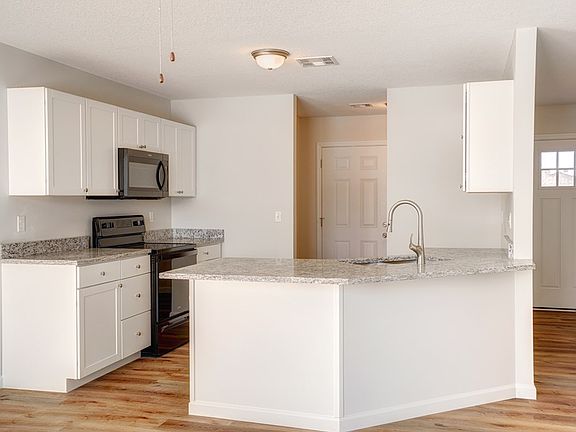 3rd image of 1136 Harbor Dr