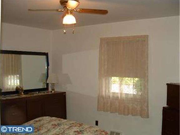 4th image of 702 Catalina Dr