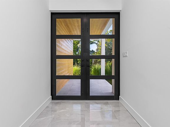 3rd image of 1619 E Broward Boulevard #A