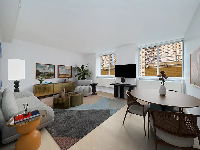 160 Riverside Blvd #7T — Photo 1