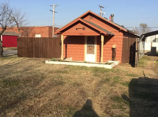 1802 S Laura Ave, Wichita, KS 67211