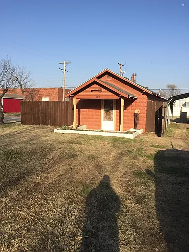 1802 S Laura Ave Photo 1