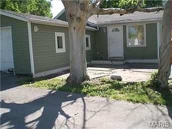 2nd image of 2169 2nd St