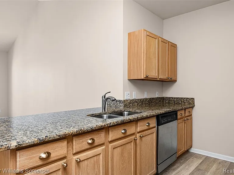1128 Alameda Blvd — Photo 19