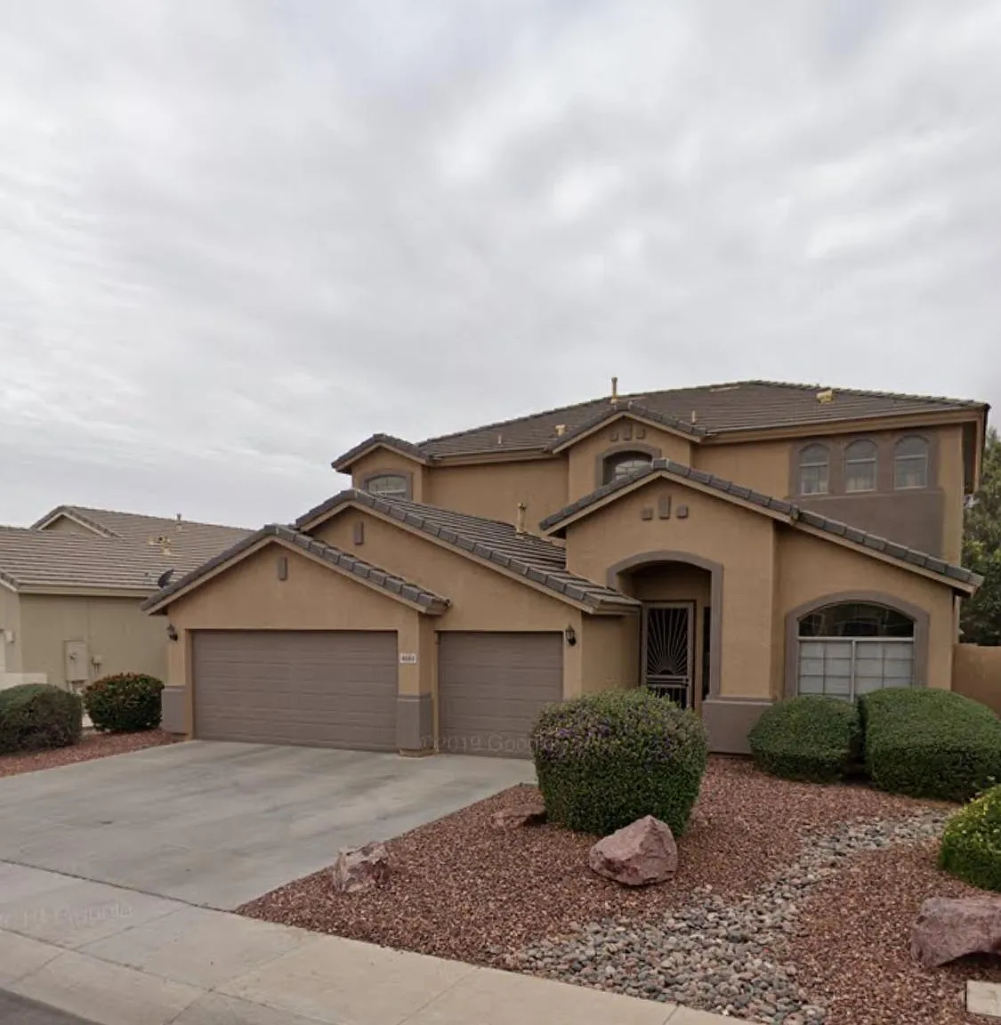 4 bed, 3114 sqft, $3,400 — Photo 1