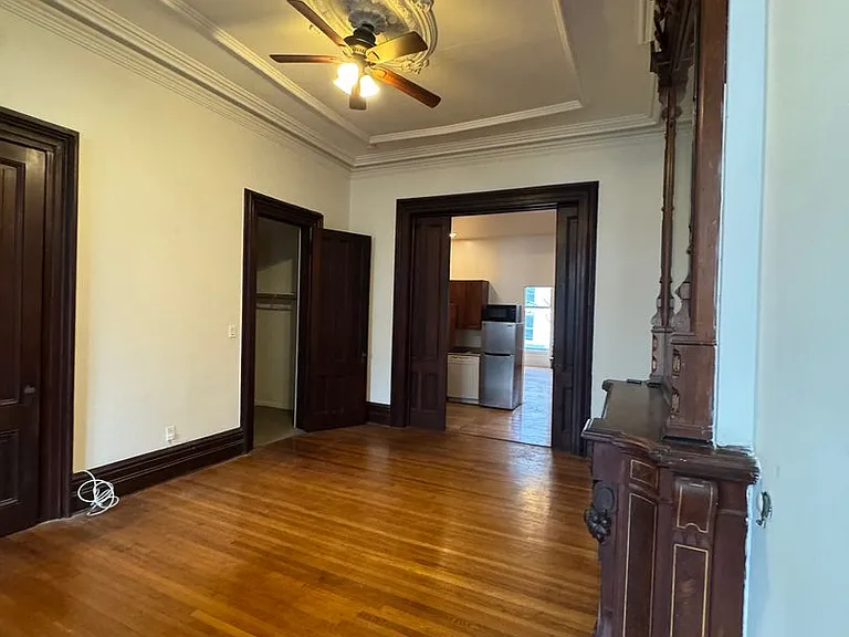 290 State St — Photo 10