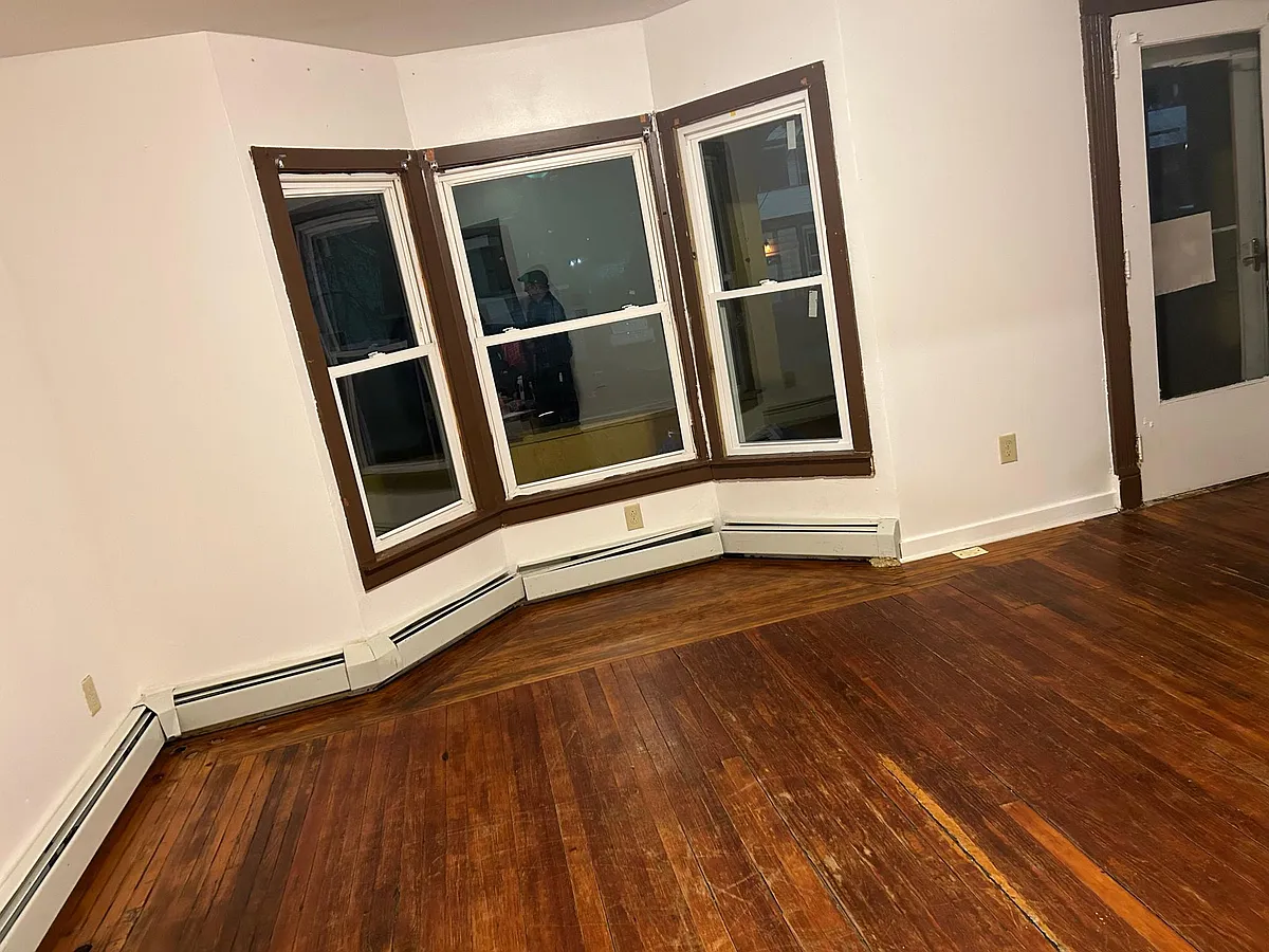 Building Photo - 74 Pine St #1