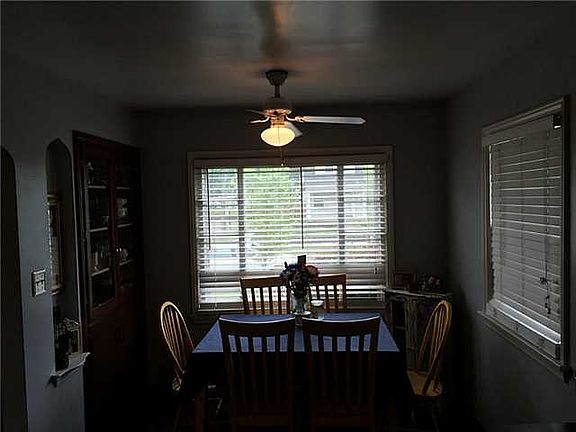 5th image of 3667 Sherbrooke Rd