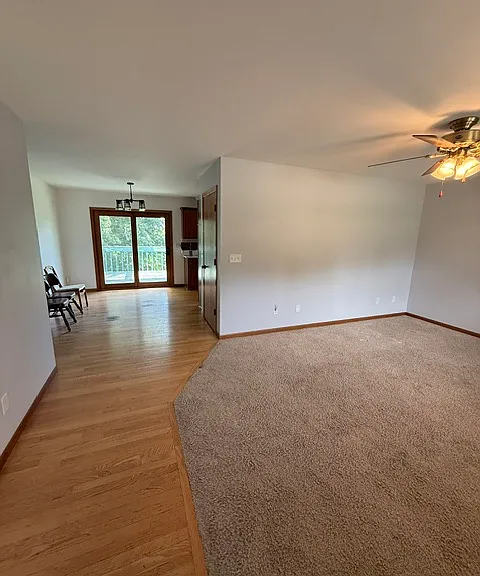 1114 Duck Creek Dr — Photo 4