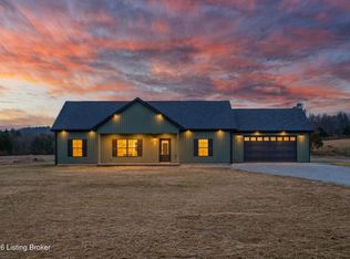 595 Hanging Rock Rd, Leitchfield, KY 42754