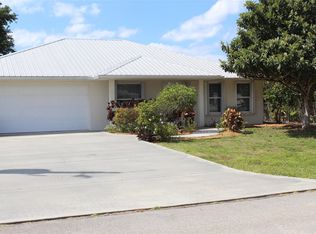 2422 SE 33rd St, Okeechobee, FL 34974