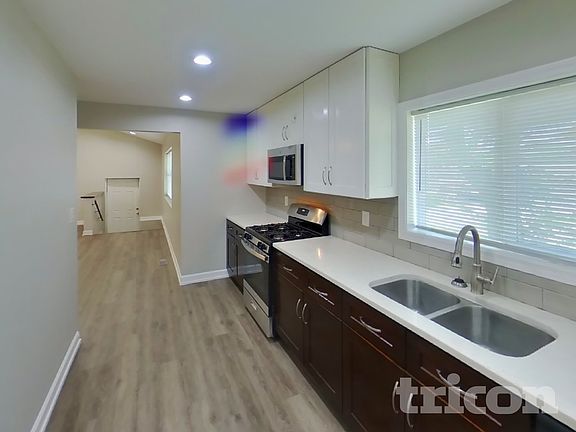 5th image of 815 Sandra Ln