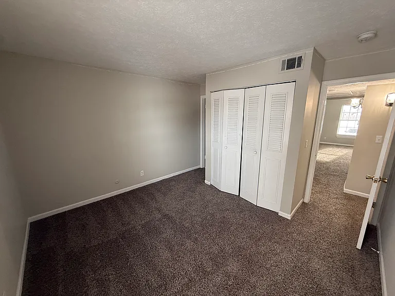 Charlestown House Apartments — Photo 17
