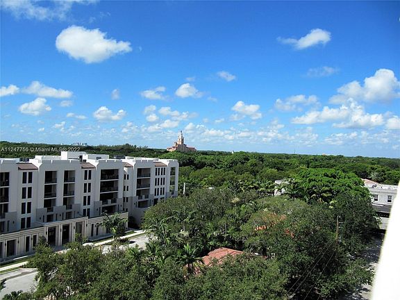 2nd image of 700 Biltmore Way APT 805
