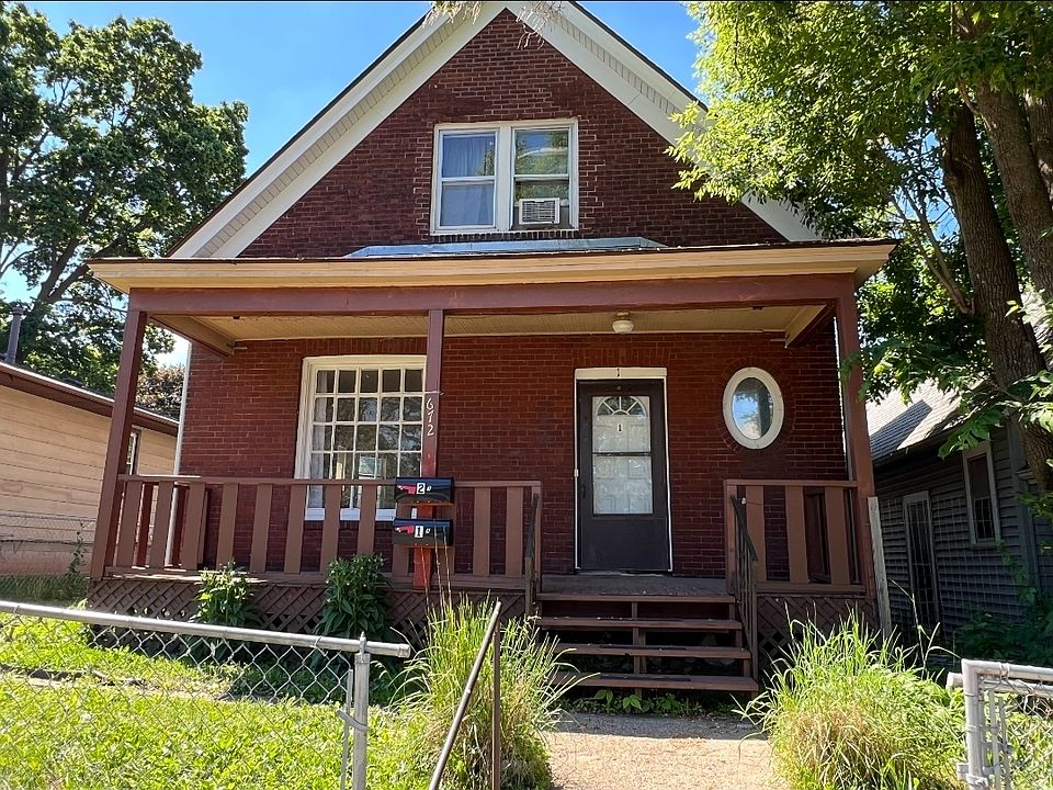 1st image of 672 Case Ave #1