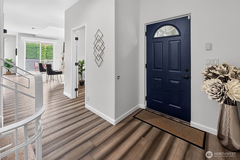 4th image of 8031 118th Avenue NE #8033