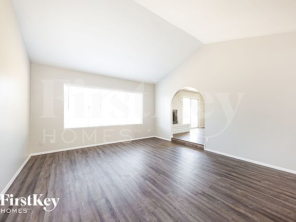2nd image of 5015 W Mercer Ln