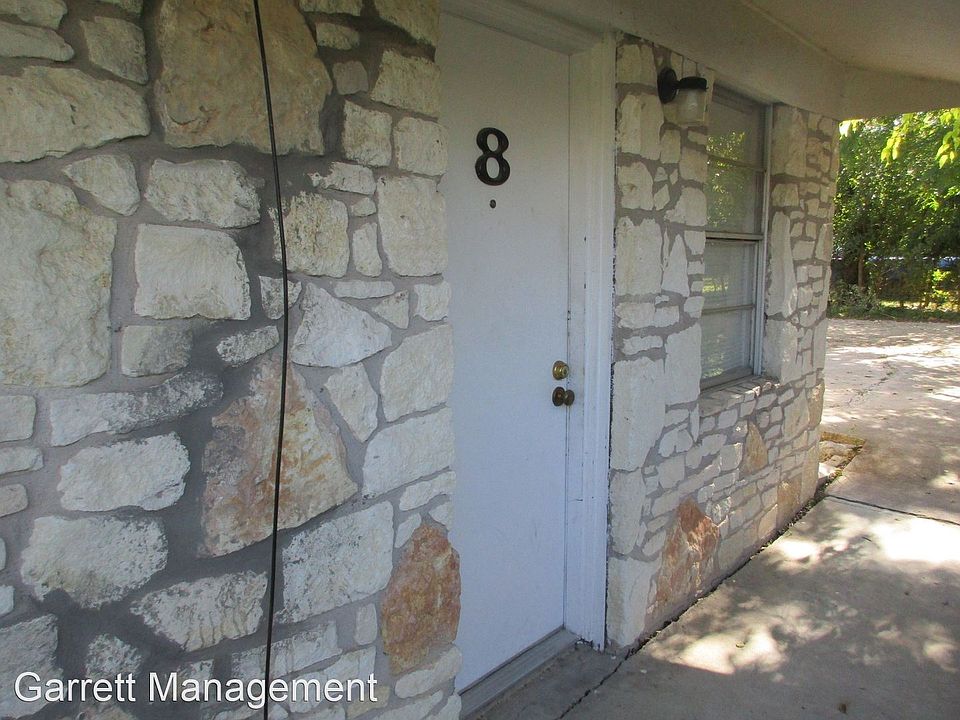 1st image of 504 E 6th St APT 8