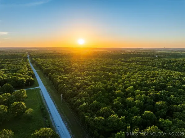 2 E 191st St S, Bixby, OK 74008