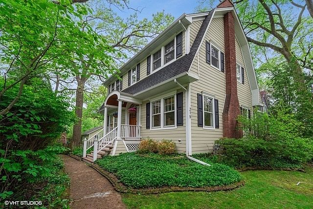 1st image of 215 Wood Ct