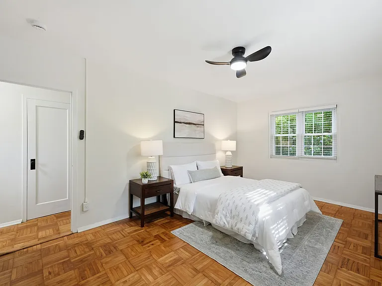 1661 Preston Rd — Photo 15