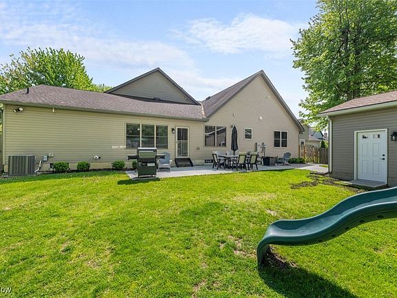 5th image of 6346 Meadowbrook Dr