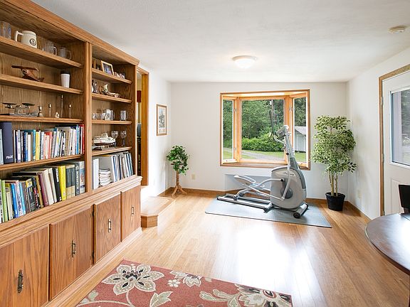 5th image of 31052 E Lake Morton Dr SE