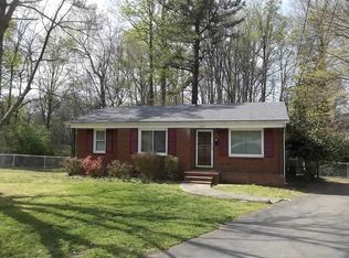 1020 Bramble Pl, Charlotte, NC 28208